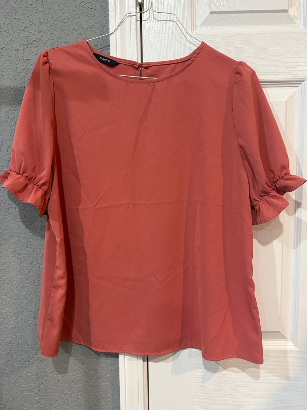 Women's Dokotoo Coral Pink Puff Sleeve Blouse Size XL NWOT